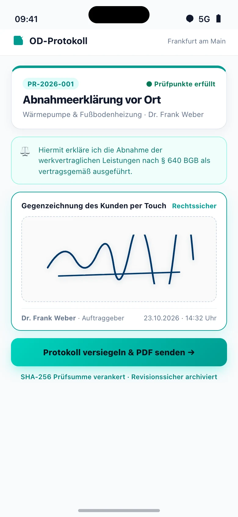Kunde zeichnet das Abnahmeprotokoll vor Ort mit dem Finger gegen